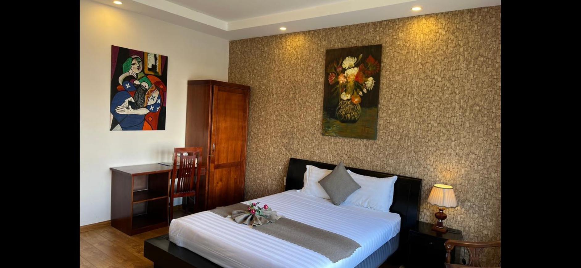 Redhouse Dalat Hotel Exteriör bild